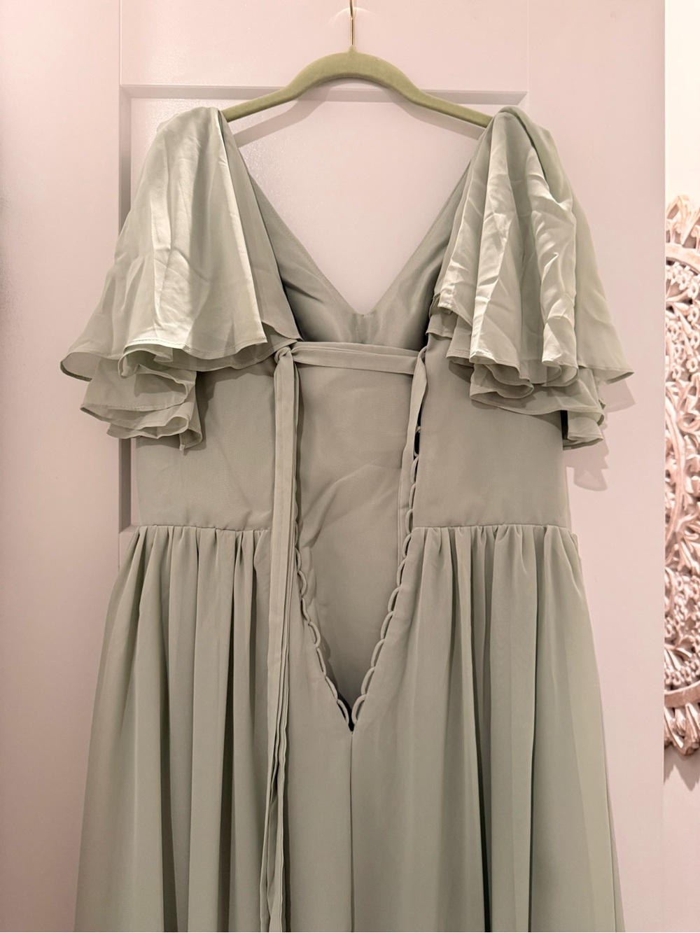 NWT Sage Green Maxi Dress Size 14 - Picture 3 of 4